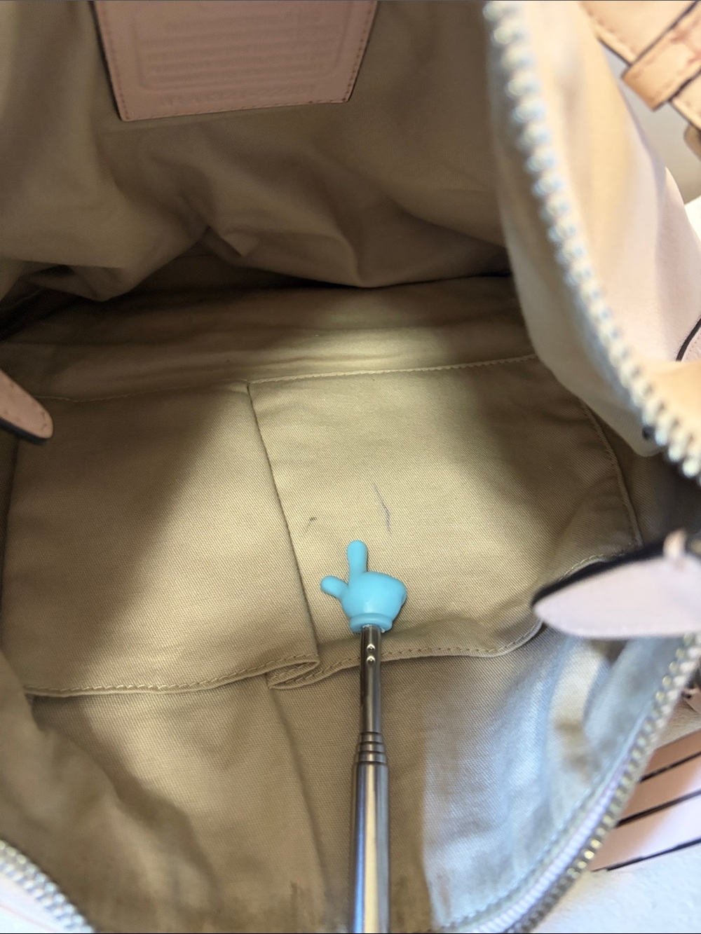 Coach Soft Pebbled Leather Shoulder Bag in Blush Pink - Picture 15 of 16